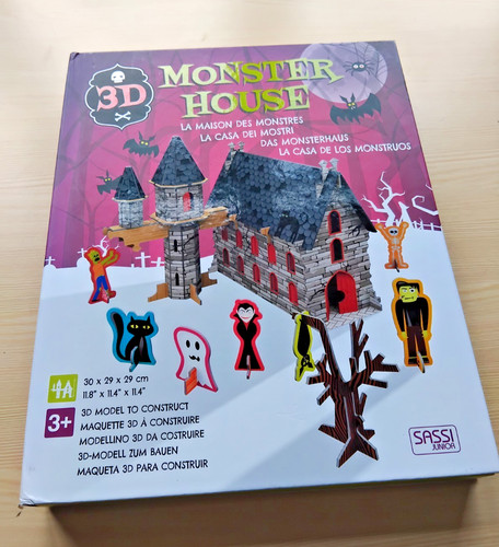 Sassi junior monster house - sassi, 3d