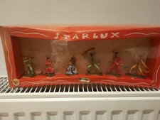 Starlux Indian Boxed Figures