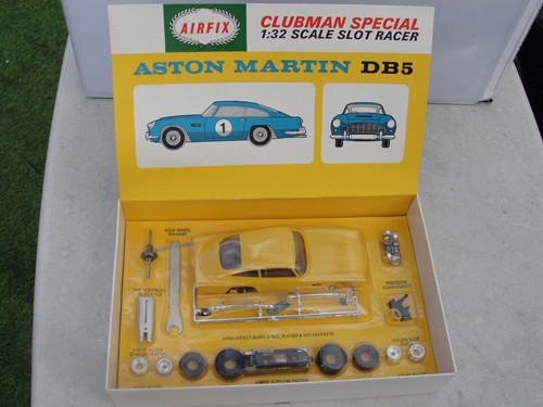 1960 airfix mrrc aston - airfix,