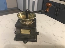 A RARE ANTIQUE VICTORIAN COFFEE GRINDER,No.0 CAST IRON & BRASS CIRCA-1890.