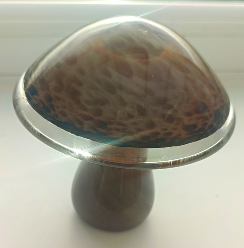 Wedgewood mushroom paperweight - wedgewood,