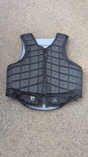 Champion ti22 body protector