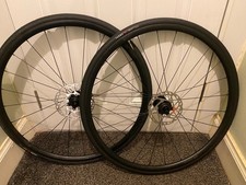 DT Swiss R470 Disc Brake Wheelset 700c