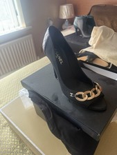 New CHANEL Court Shoes Never