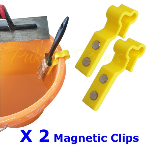 Magnetic water bucket brush - water,