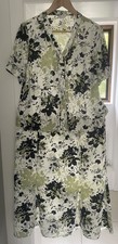 Eastex Ladies Skirt & Blouse. Size 20. Sage Green/Cream/Black Leaf Design. BNWOT
