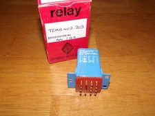 Diamond Controls Aircraft