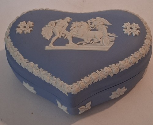 Wedgwood blue jasperware - jasperware, heart