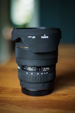 Sigma 24-70mm F2.8 EX DG Zoom Lens for Canon EF Mount Includes Carry Case