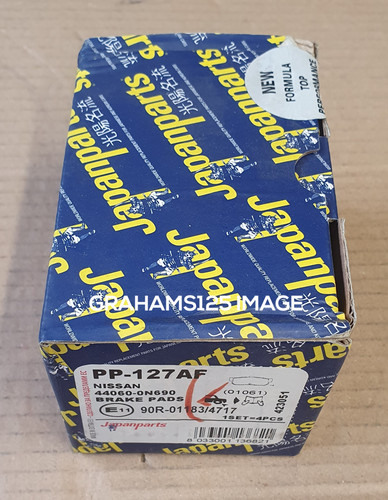 Brake pads set rear - set,