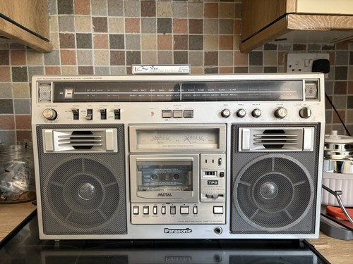 Panasonic 5600 radio - panasonic,