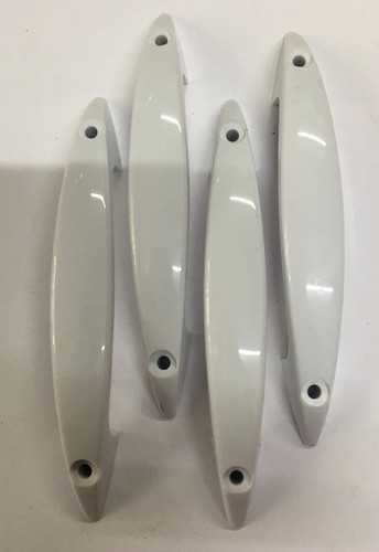 White plastic d handle - 4,