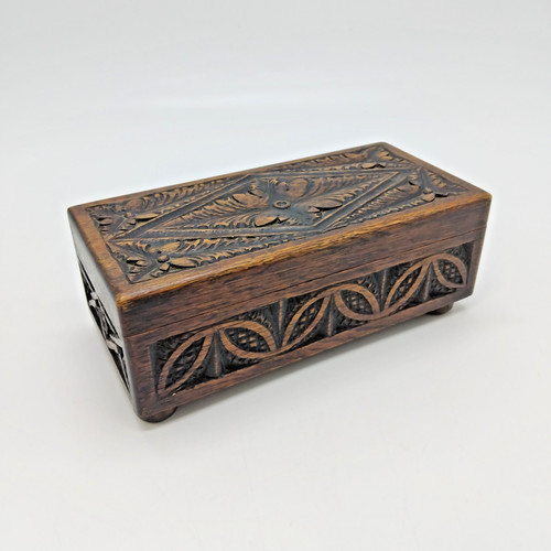 Hand carved wooden vintage - wooden,