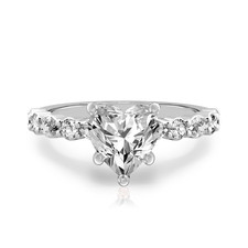 Platinum Diamond Ring For