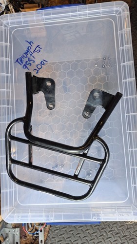 Triumph 955i sprint rack - triumph,
