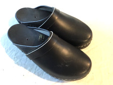 Mens Black Leather Clogs. Size 43. Twice Worn .