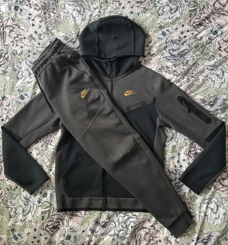 Nike tech fleece black - tech,
