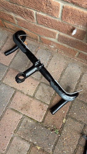 Specialized handlebar and stem - specialized,