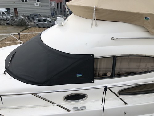 Sealine f37 boat - boat, black