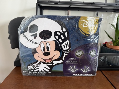 Nwt disney parks - parks, mickey