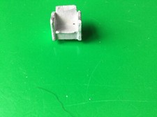 O GAUGE LOCO ARMCHAIR