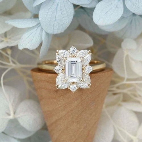 Emerald cut white diamond - white,