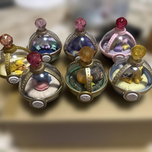 Pokemon dreaming case figure - case,