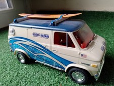 REVELL 1/24 1977 CHEVY CHEVROLET CUSTOM SURFER VAN BUILT MODEL KIT