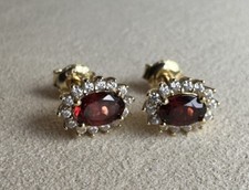 Natural 1.1 Ct Garnet Oval CZ