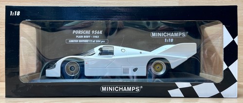 Minichamps 155826600 - 1:18,