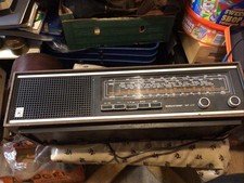 Grundig RF412 VHF MW and LW
