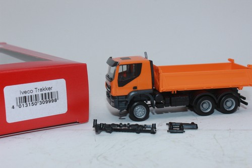 Herpa 309998 iveco trakker 6x6 - iveco,