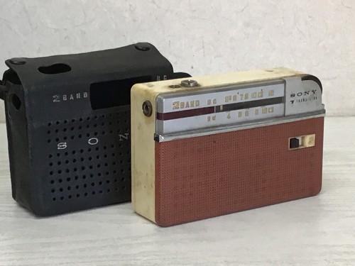 Y2339 radio sony 714 - y2339, tr-714