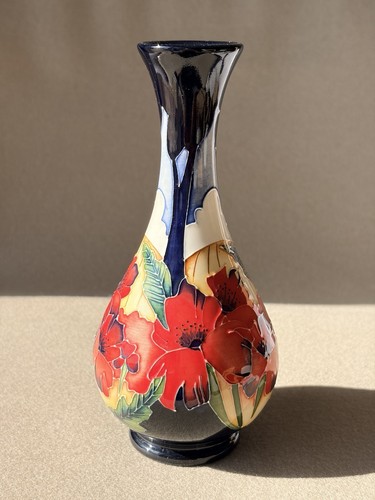 Moorcroft poppy design - moorcroft,