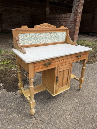 Antique pine marble - pine,