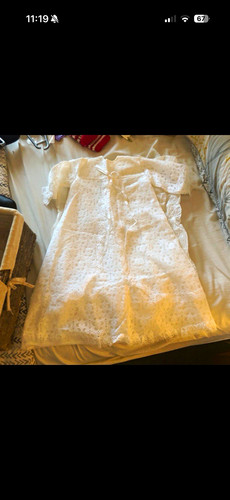 Nottingham lace 1977 queen - lace, queen’s