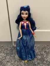 Disney Descendants Evie Neon
