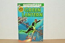 Showcase presents green - presents,