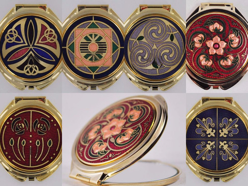 Celtic patterned compact make - compact,