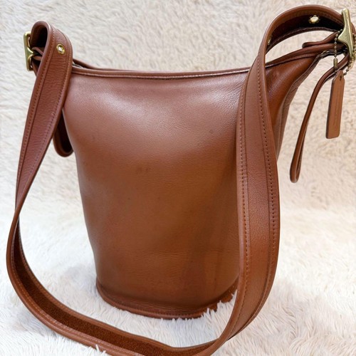 Vintage old coach 9953 - old, brown