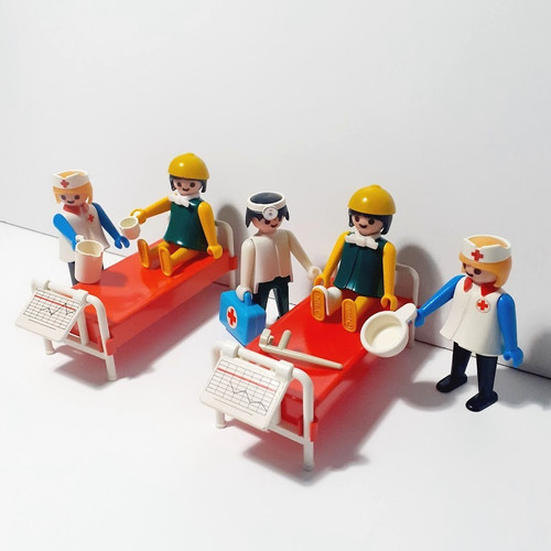 Playmobil 1741 doctors nurses - 1741,