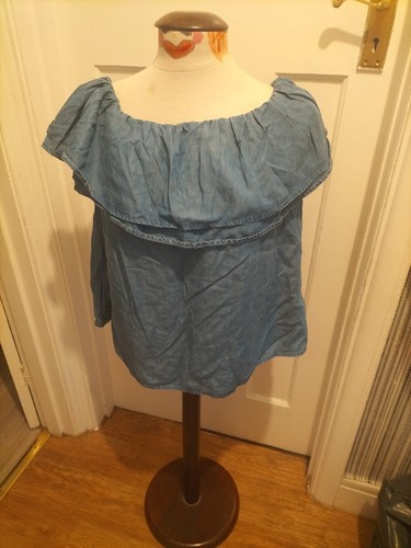 Ladies new look - size, denim