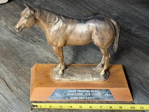 Horse statue vintage - horse, trophy