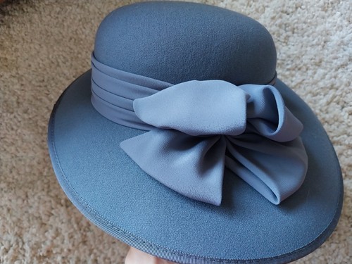 Gorgeous lilac grey ladies - gorgeous,