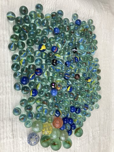 Marbles lot 230 - marbles,