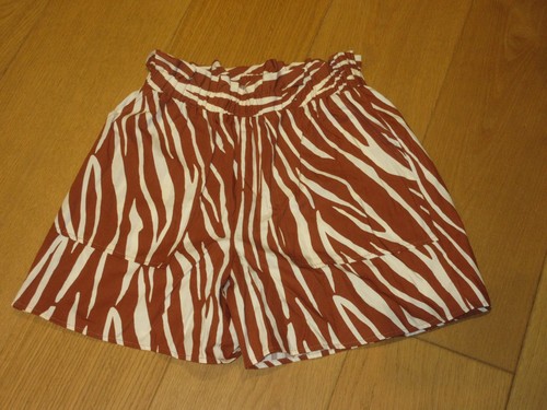 Ladies tan brown shorts - tan,