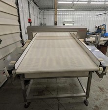Safeline metal detector