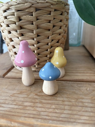 Trio wooden toadstool - trio,