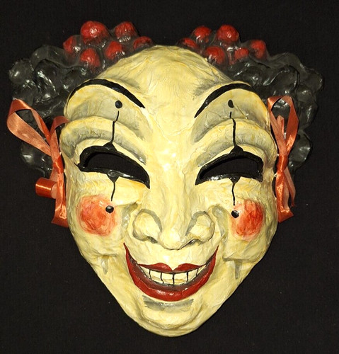 Nwt vtg 1982 halloween hand - nwt,