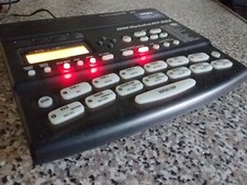 ZOOM RYTHMTRAK RT-223 DRUM MACHINE